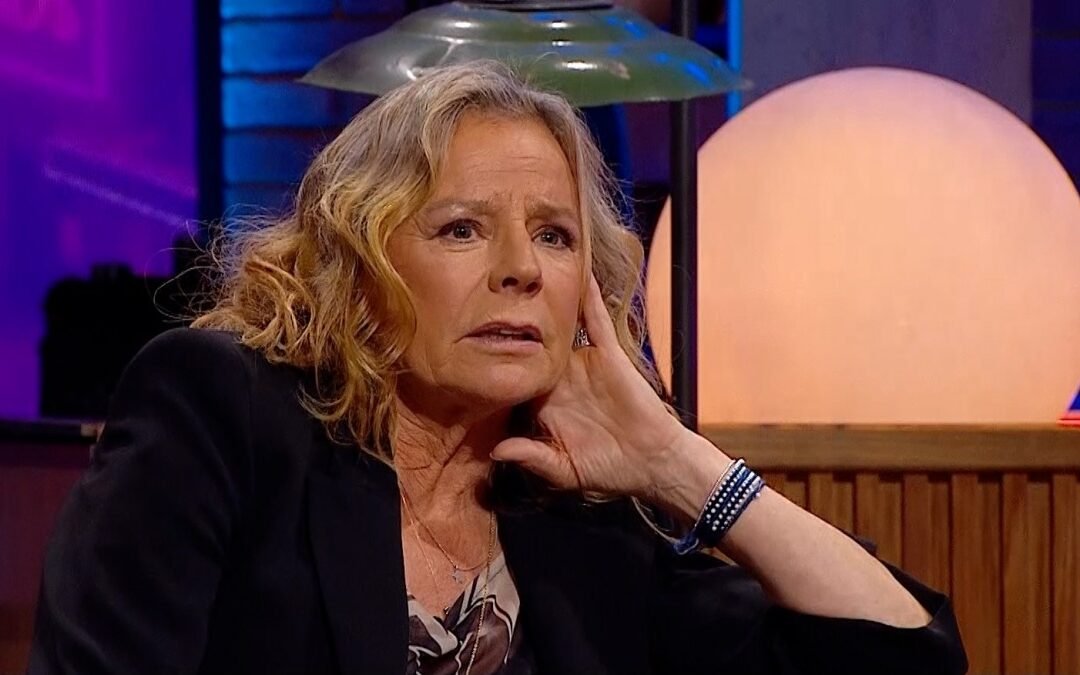 Kathy Salosny revela por qué está alejada de la televisión y lanza dura crítica a la industria: «Las mujeres llevamos una fecha de caducidad»